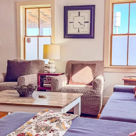 Sweet Spacious Suite